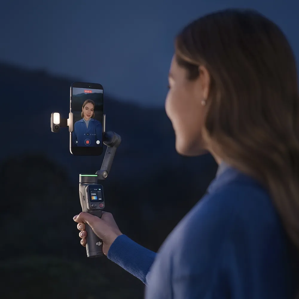 Estabilizador para Smartphone DJI Osmo Mobile 8P AdvancedTracking Combo