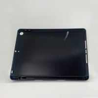 Capa Smart Cover Com compartimento para Pencil para iPad 7ª,8ª,9ª – Preto