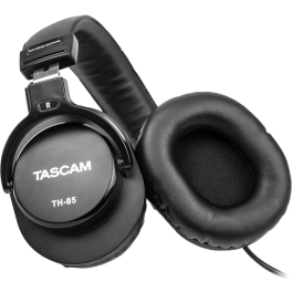 Headphone Tascam TH-05 para Monitoramento e Produção de Áudio