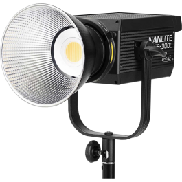 Luz de Vídeo LED Bicolor Nanlite FS-300B 300W com Montagem Bowens e Controle Avançado