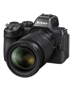 Câmera Nikon Z5 II Mirrorless com lente Nikon NIKKOR Z 24-70mm f/4 S